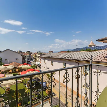 G'juhadol 2br With Free Parking Apartment