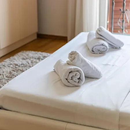G'juhadol 2br With Free Parking Apartment Shkoder